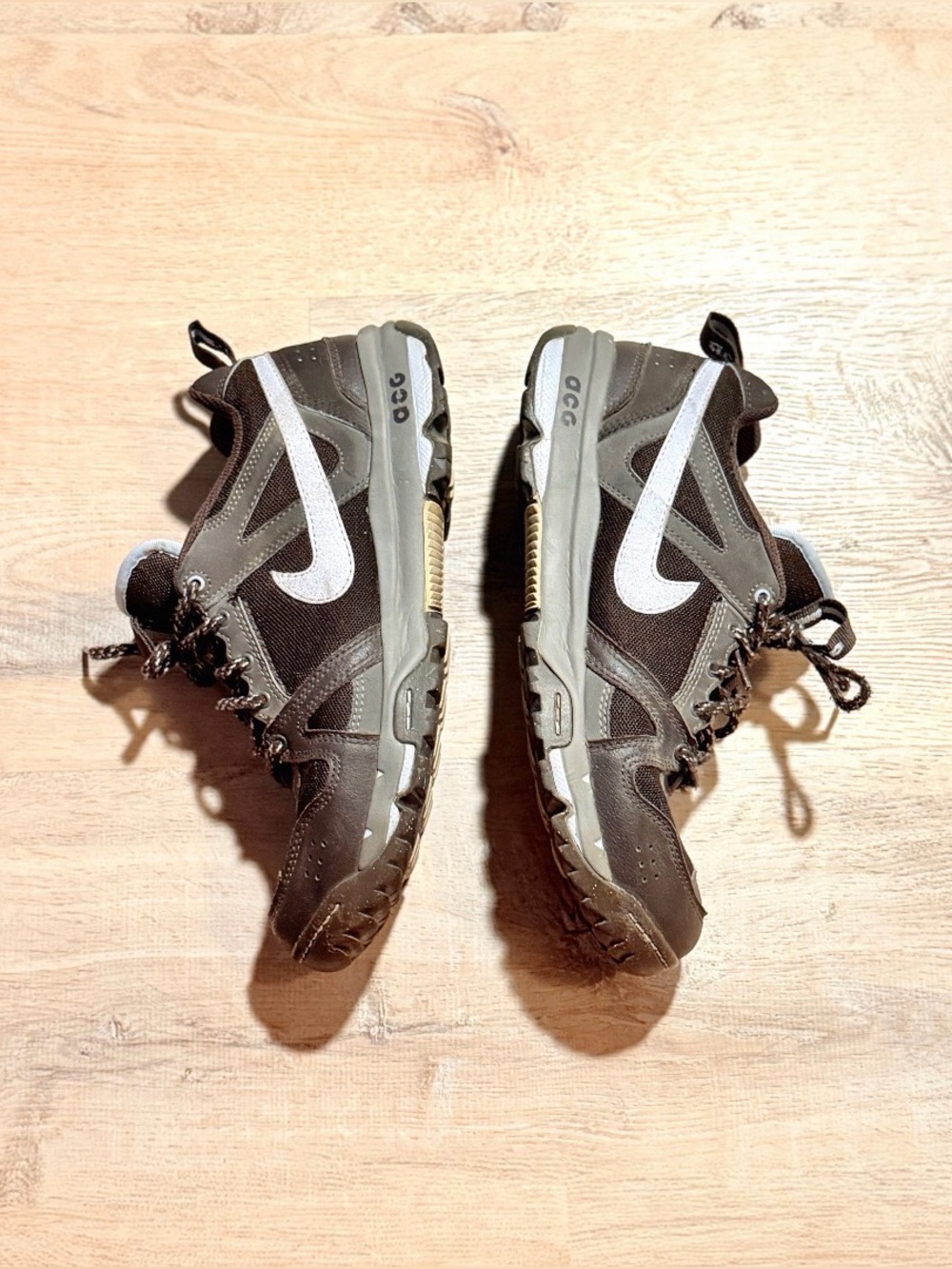 Nike ACG Trail Shoes Men’s 9.5 Brown Olive 2008